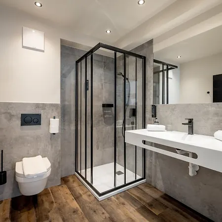 The By Regina * Зёльден